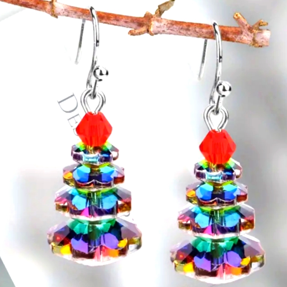 ADORABLE CHRISTMAS TREE EARRINGS